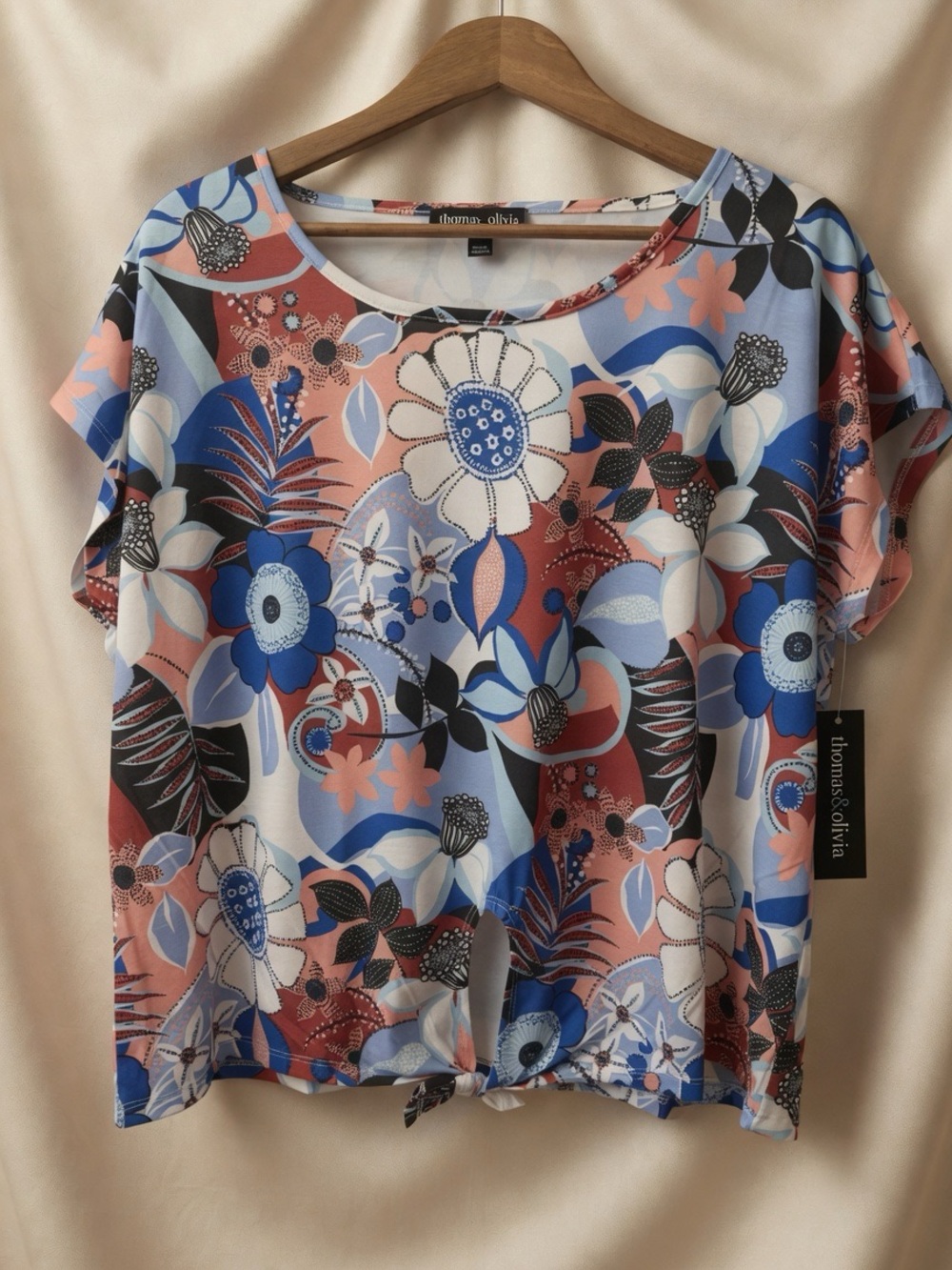 Thomas & Olivia XL Floral Print Tie Front Top NWT Blue Pink Short Sleeve Shirt